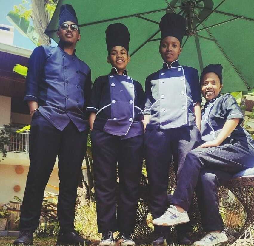 équipe cuisine (1) (1)